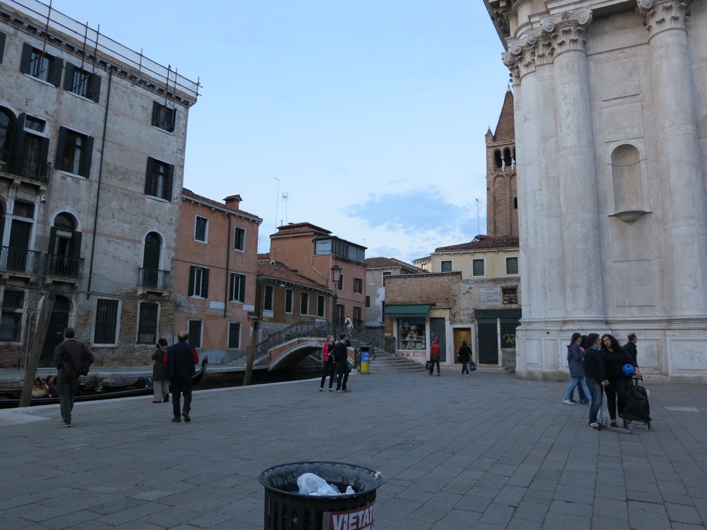 0B2FE100-1A5A-480D-9F37-EC16F00C5C05_1_105_c