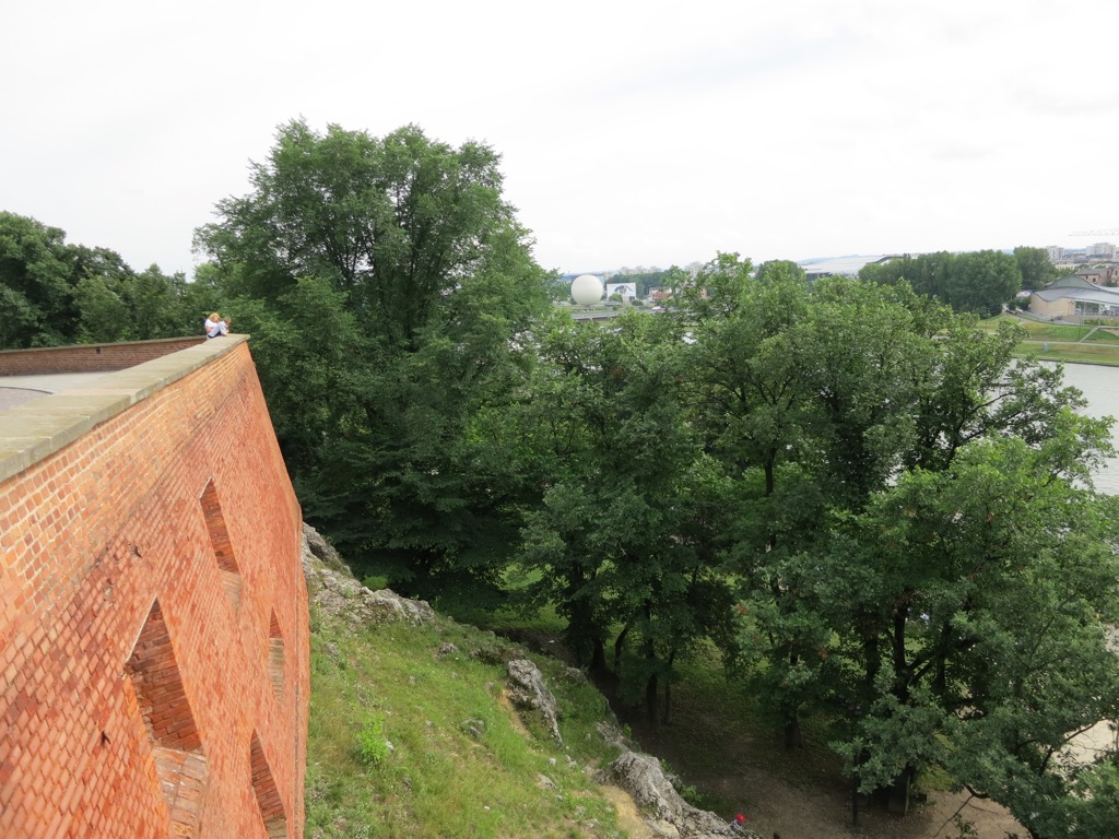 2CEDAB43-564F-442E-AEF4-4C3770FB849B_1_105_c