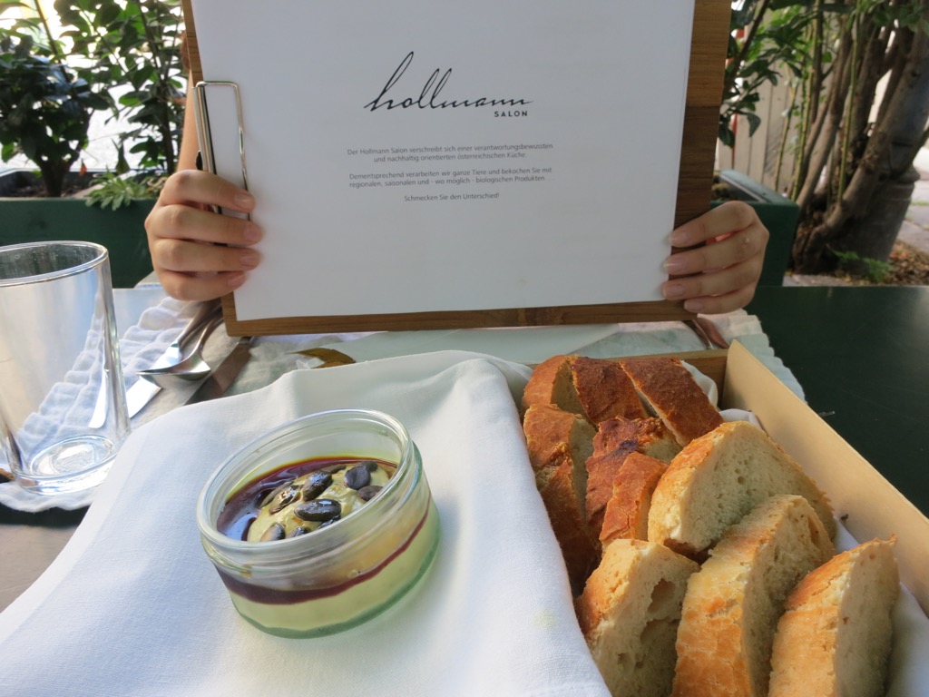 3F8E2AF1-A76B-4EDF-BDBE-511FCFE22E65_1_105_c