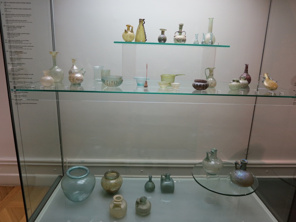 BB8071F2-4B58-463E-BDE5-DFBFE03402D7_1_105_c