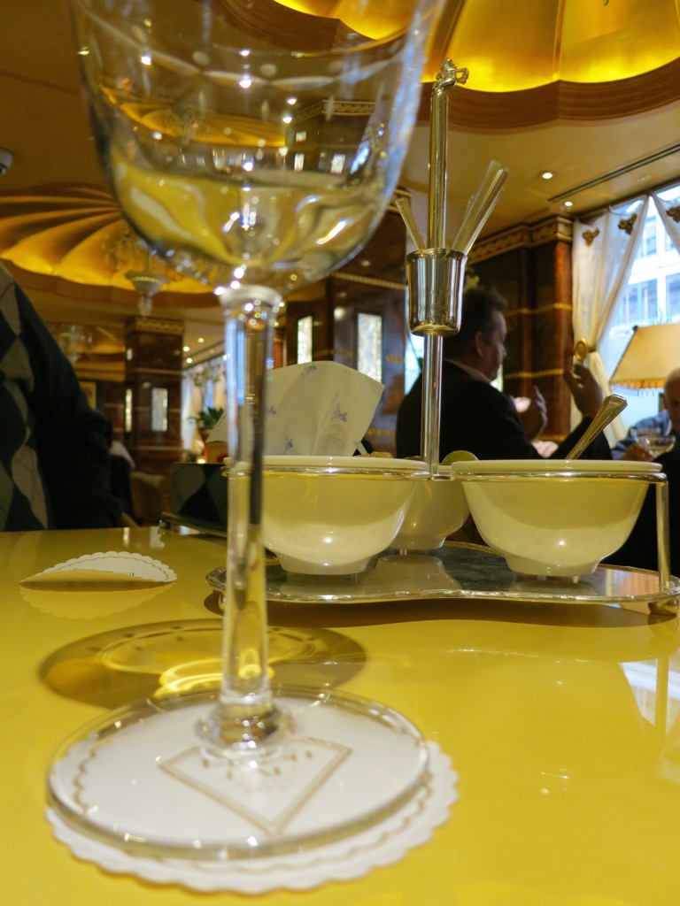 07163E2F-2AAA-48CC-BC93-697A4DE9D73D_1_105_c