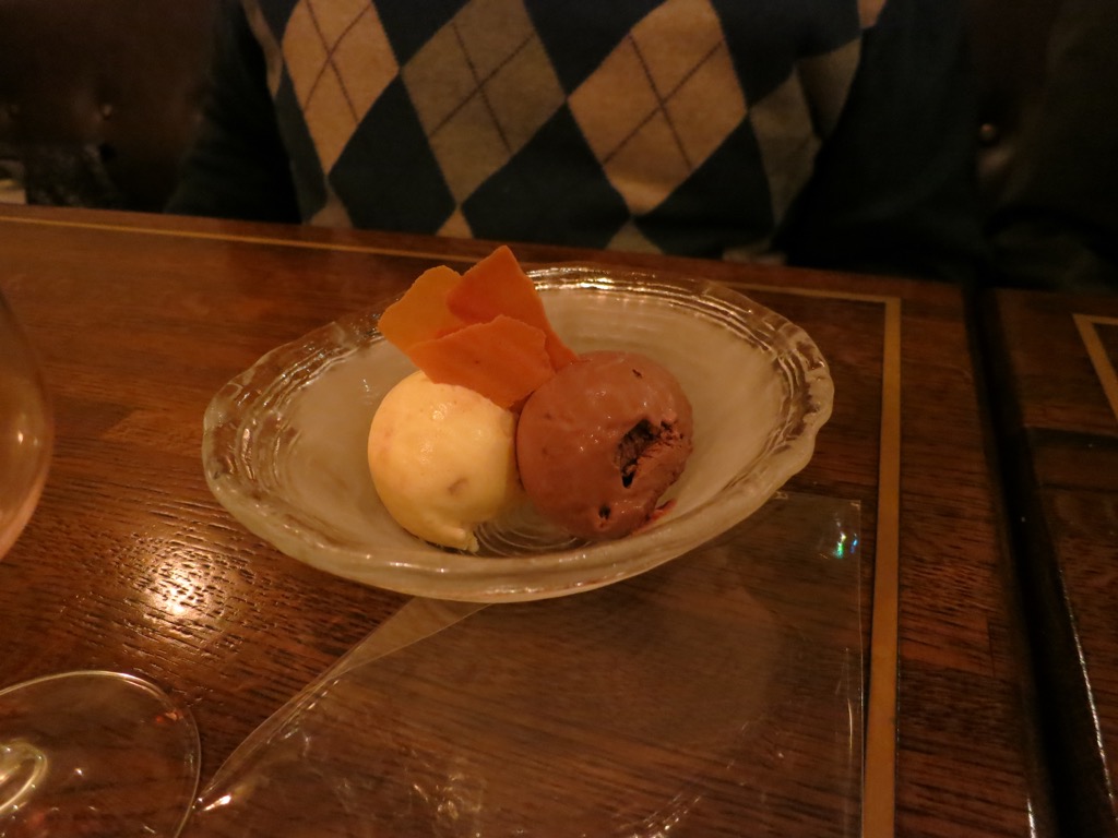 37C0B56B-E86D-4626-A5A1-29F190D4B357_1_105_c