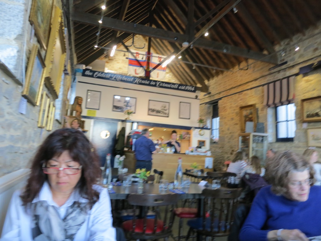 A209EE5E-3B7F-4213-8B8F-BBBD3C8E5172_1_105_c