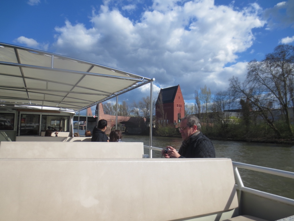 02C39CC3-C2B1-4971-987C-039AF8AEC17E_1_105_c